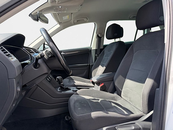 Volkswagen Tiguan 15 of 24