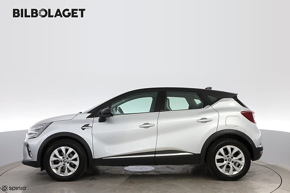 Renault Captur 2 of 16