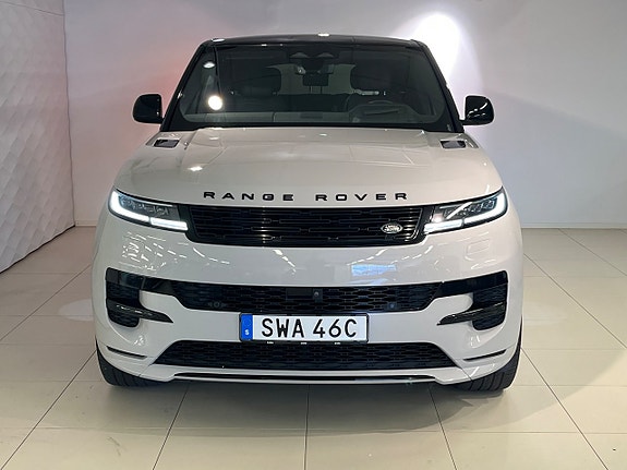 Land Rover Range Rover Sport 2 of 10