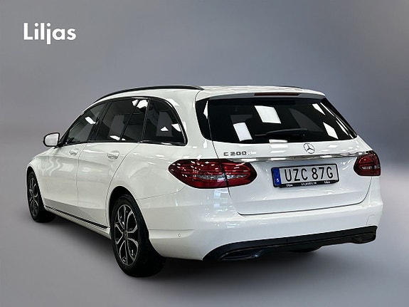 Mercedes-Benz C200 3 of 11