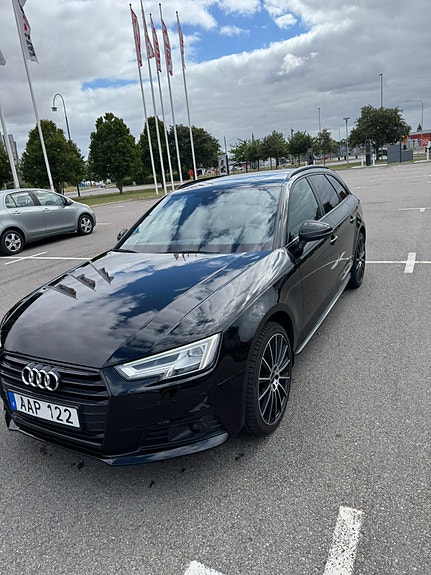 Audi A4 4 of 5