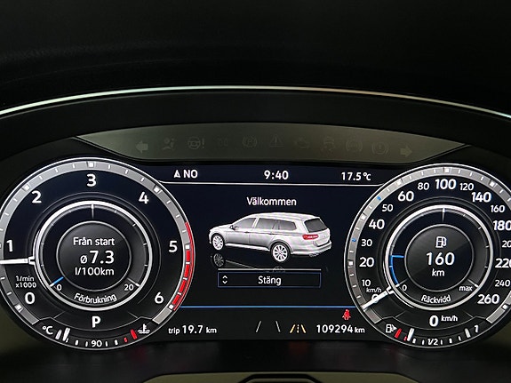 Volkswagen Passat Alltrack 22 of 27