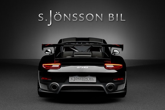 Porsche 911 GT2 RS 7 of 27