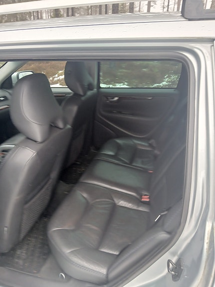 Volvo XC70 7 of 7