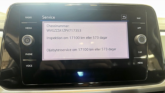 Volkswagen T-Roc 18 of 20