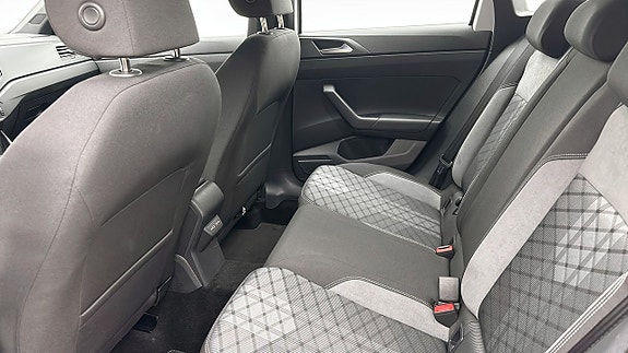 Volkswagen Taigo 11 of 12