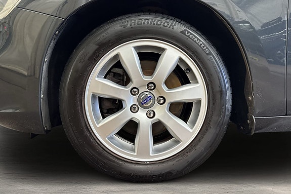 Volvo V60 9 of 19