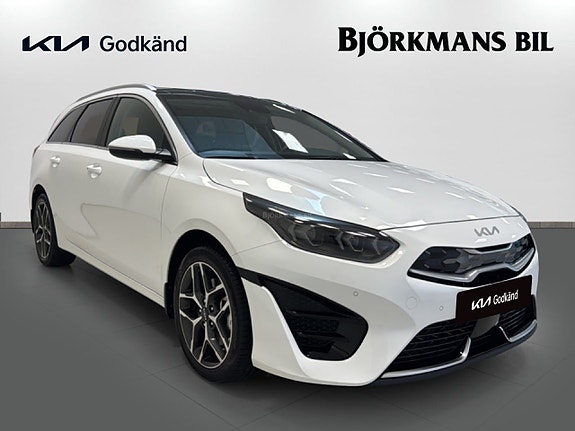 Kia Ceed 3 of 21
