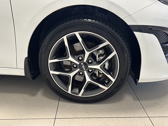 Kia Ceed 15 of 21