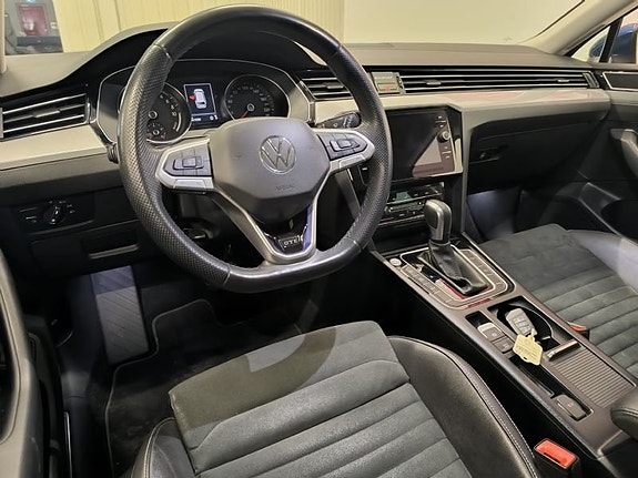 Volkswagen Passat 6 of 10