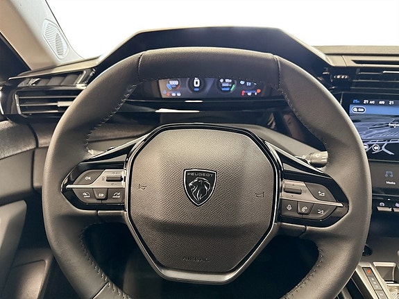 Peugeot 308 SW 10 of 14