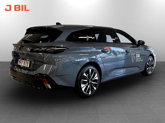 Peugeot 308 SW 2 of 14