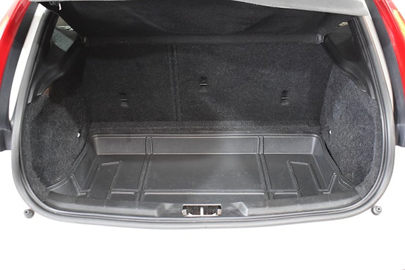 Volvo V40 Cross Country 5 of 5