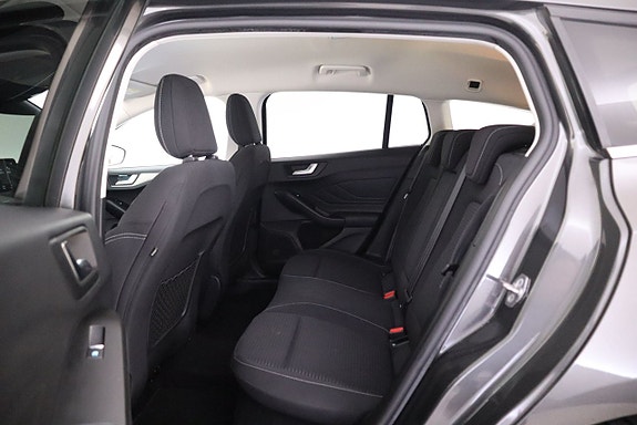 Ford Focus 12 of 21