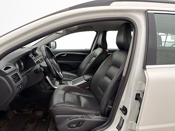 Volvo XC70 9 of 25