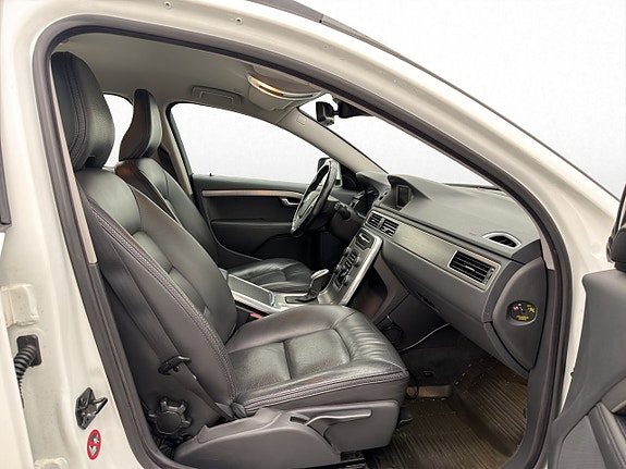 Volvo XC70 20 of 25