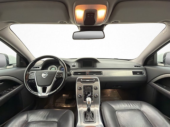 Volvo XC70 10 of 25