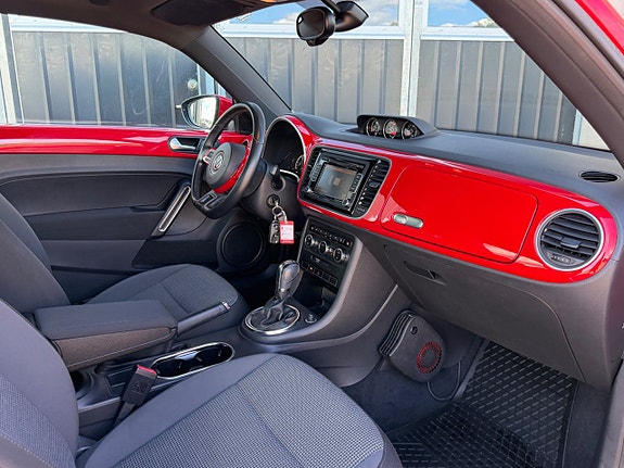 Volkswagen Beetle 10 of 17