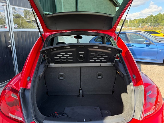 Volkswagen Beetle 12 of 17