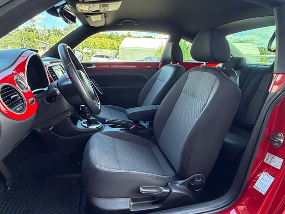 Volkswagen Beetle 7 of 17
