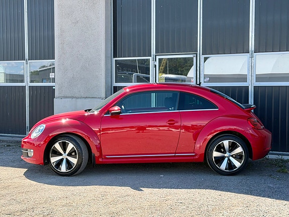 Volkswagen Beetle 2 of 17