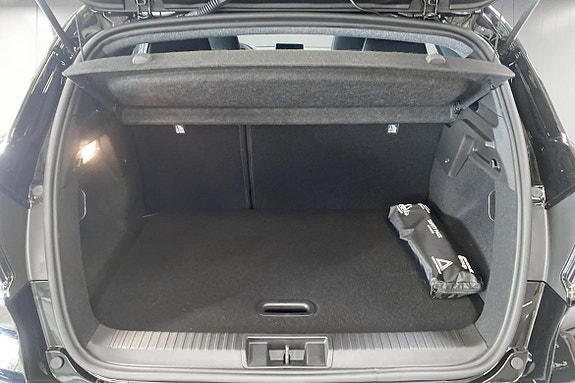 Renault Captur 6 of 17