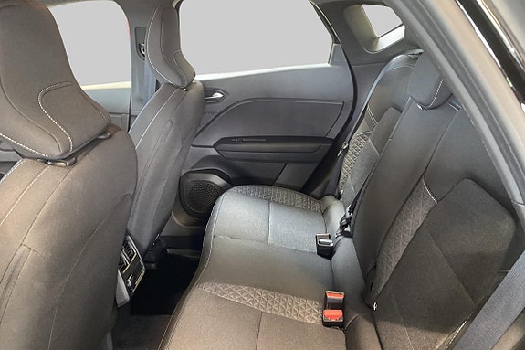 Renault Captur 9 of 17