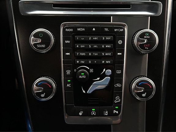 Volvo XC60 26 of 28
