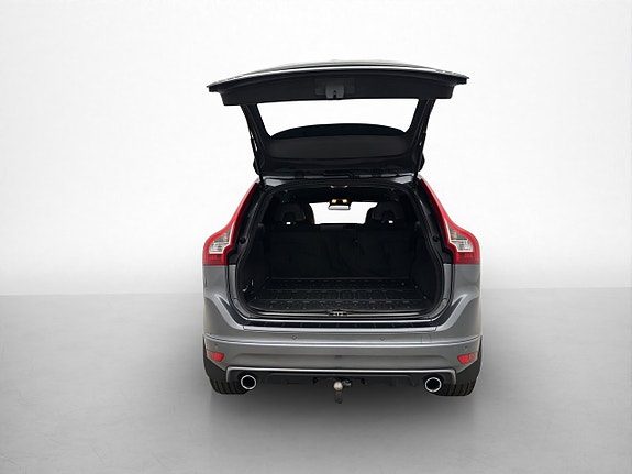 Volvo XC60 28 of 28