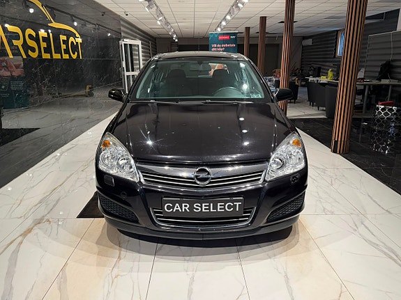 Opel Astra 8 of 20
