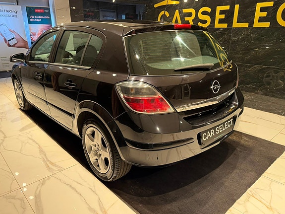 Opel Astra 3 of 20