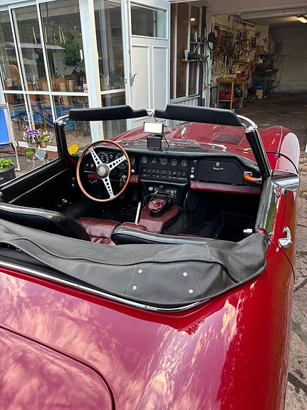 Jaguar E-TYPE 2 of 2