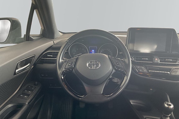Toyota C-HR 9 of 10