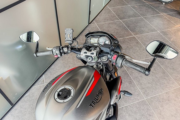 Triumph Street Triple 765 R Low 5 of 5