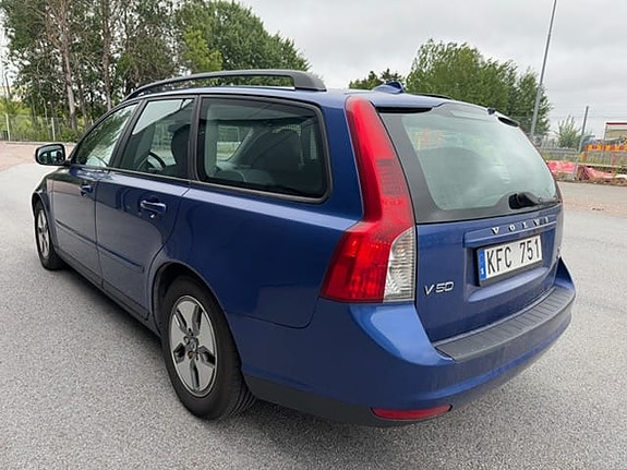 Volvo V50 6 of 9