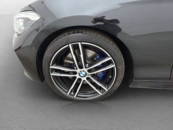 BMW M140i 30 of 30