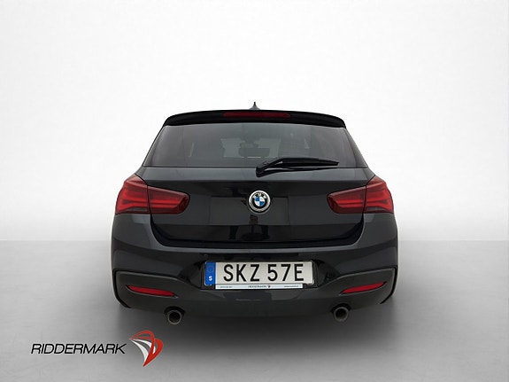 BMW M140i 7 of 30