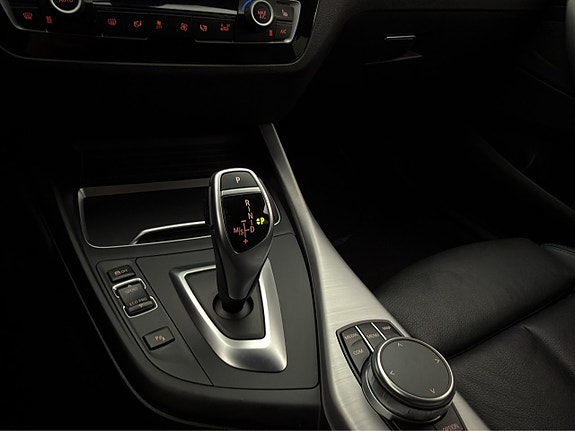 BMW M140i 26 of 30