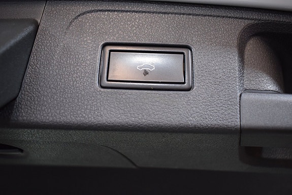 Volkswagen Passat 6 of 23