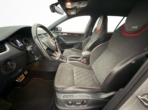 Skoda Octavia RS 11 of 30