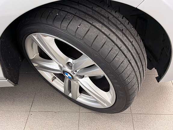 BMW 120d 2 of 23