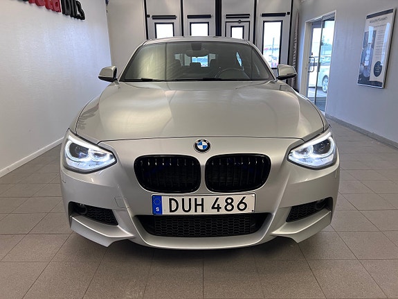 BMW 120d 3 of 23