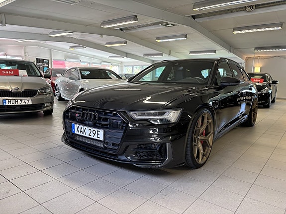 Audi S6 3 of 26