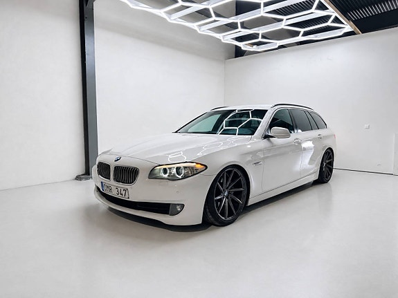 BMW F11 520d Nyregistrerad, Hemleverans 3 of 10
