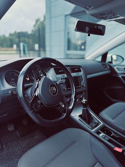 Volkswagen Golf VII 5 of 13