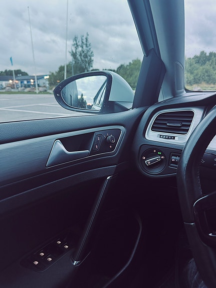 Volkswagen Golf VII 12 of 13