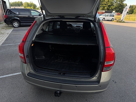 Kia Ceed 8 of 17