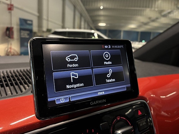 Volkswagen UP! 16 of 20