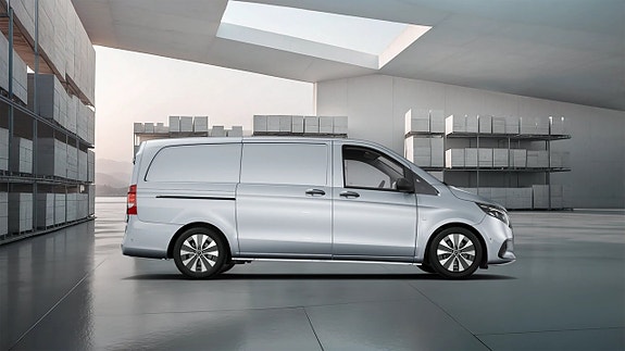 Mercedes-Benz Vito 119 2 of 13
