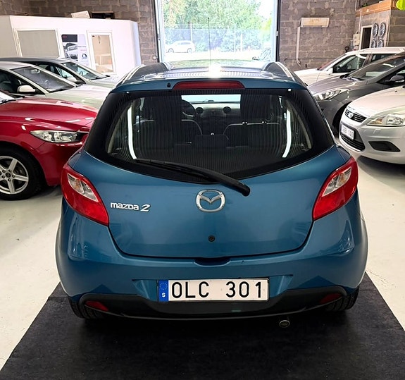 Mazda 2 6 of 19